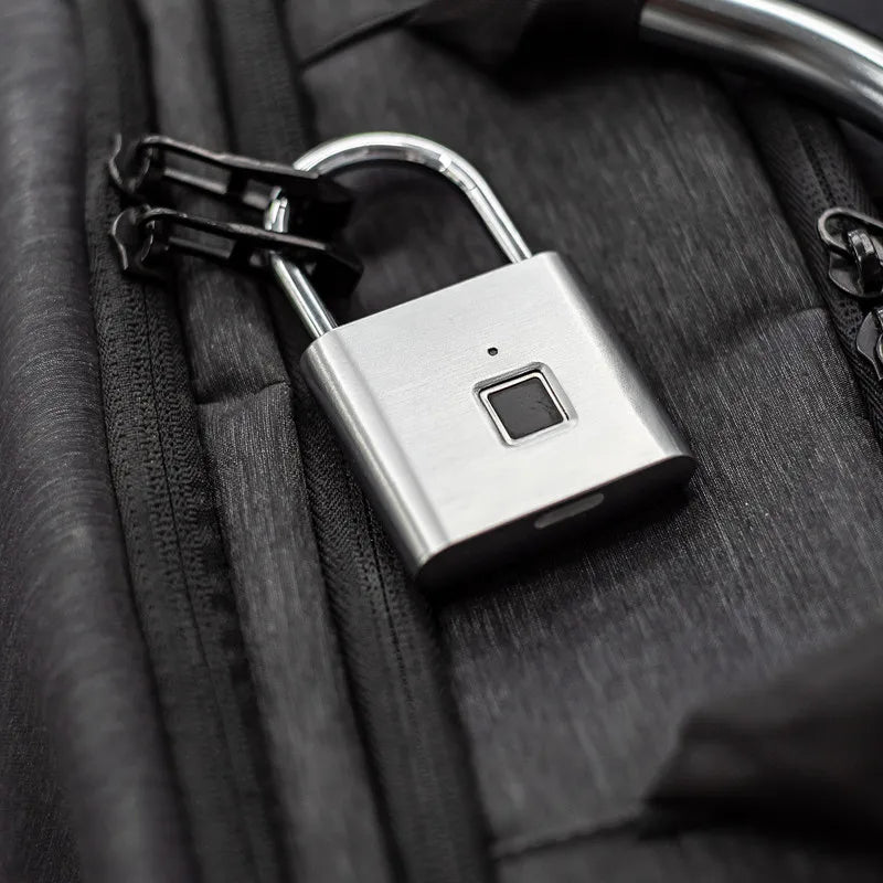 Cadeado Biométrico KERUI – Fingerprint Smart Lock Sem Chave